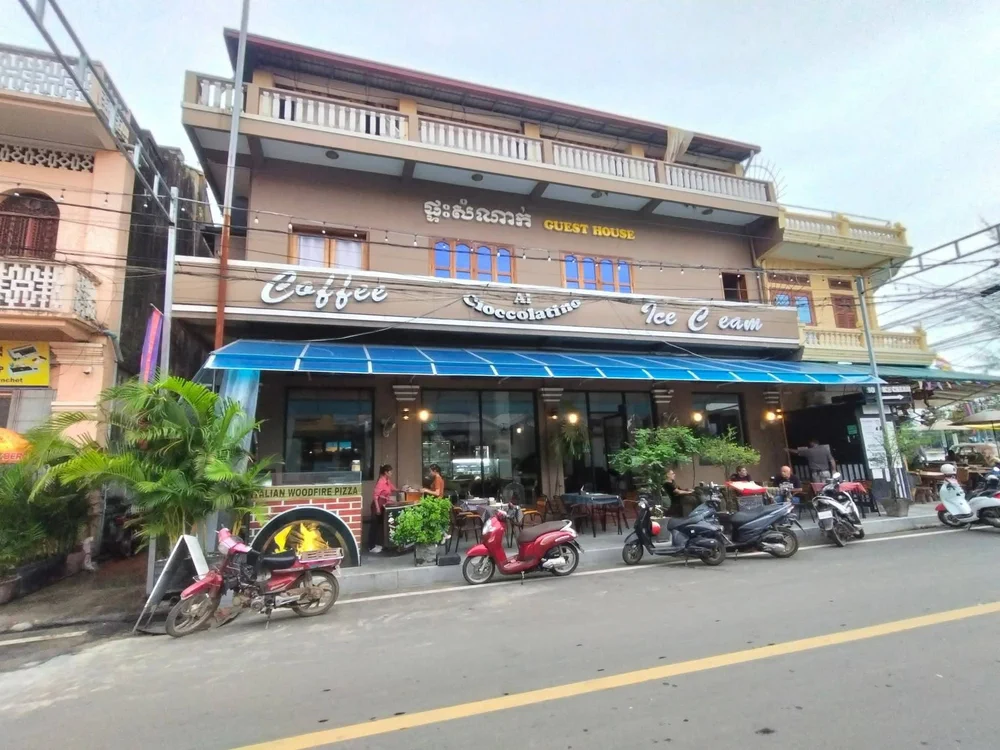 Restaurant Front